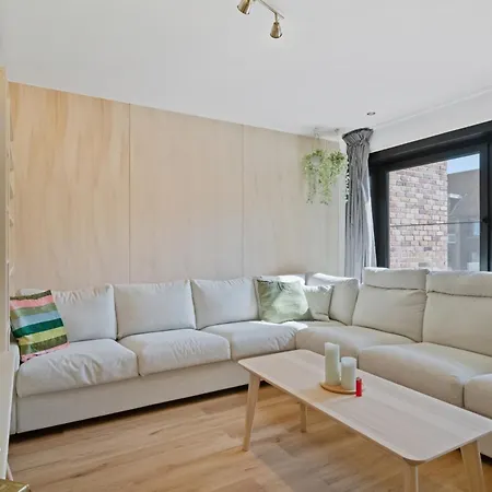 別荘 Oostwest - Ruime Woning Met Tuin Nabij オステンド
