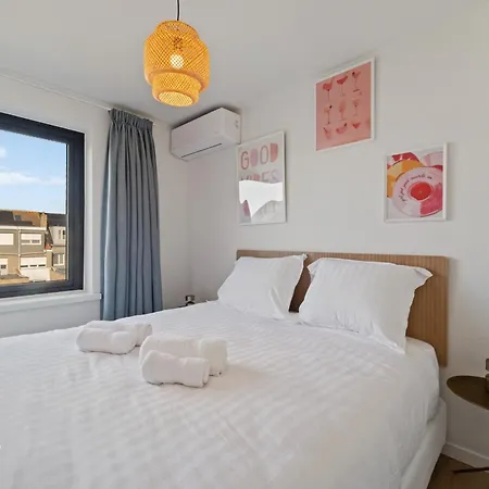 別荘 Oostwest - Ruime Woning Met Tuin Nabij