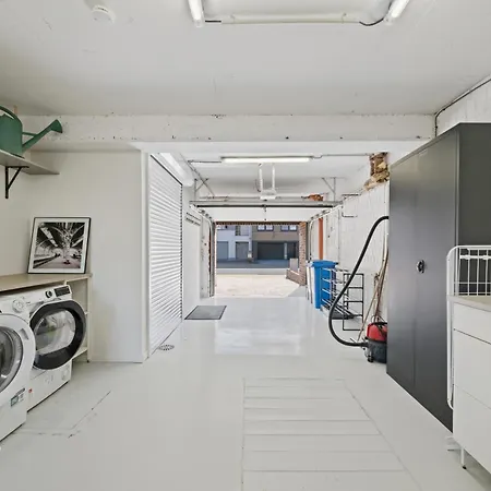 Prázdninový dům Oostwest - Ruime Woning Met Tuin Nabij Ostende